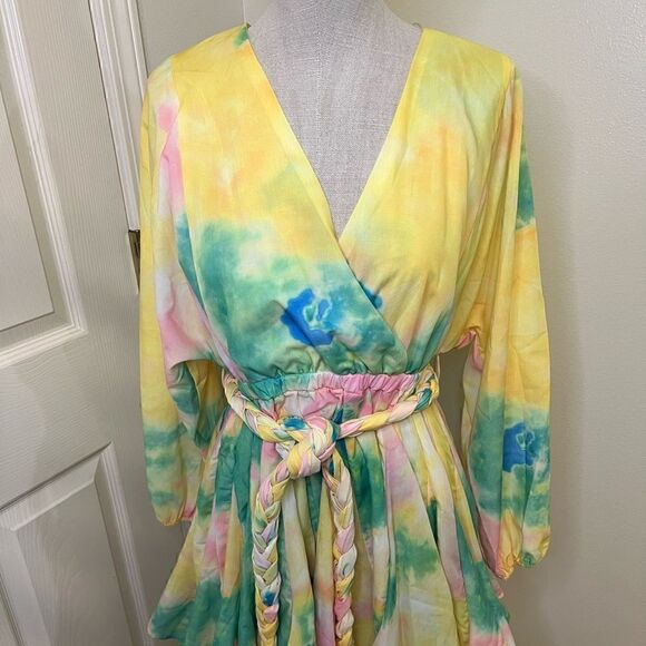 Multi colored Dress. NWT Size S - Picture 2 of 8